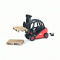 Linde Forklift with Pallet
