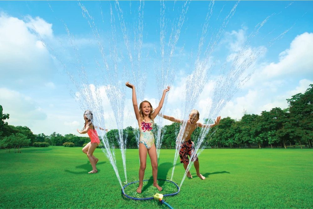 Sprinklers outlet for kids