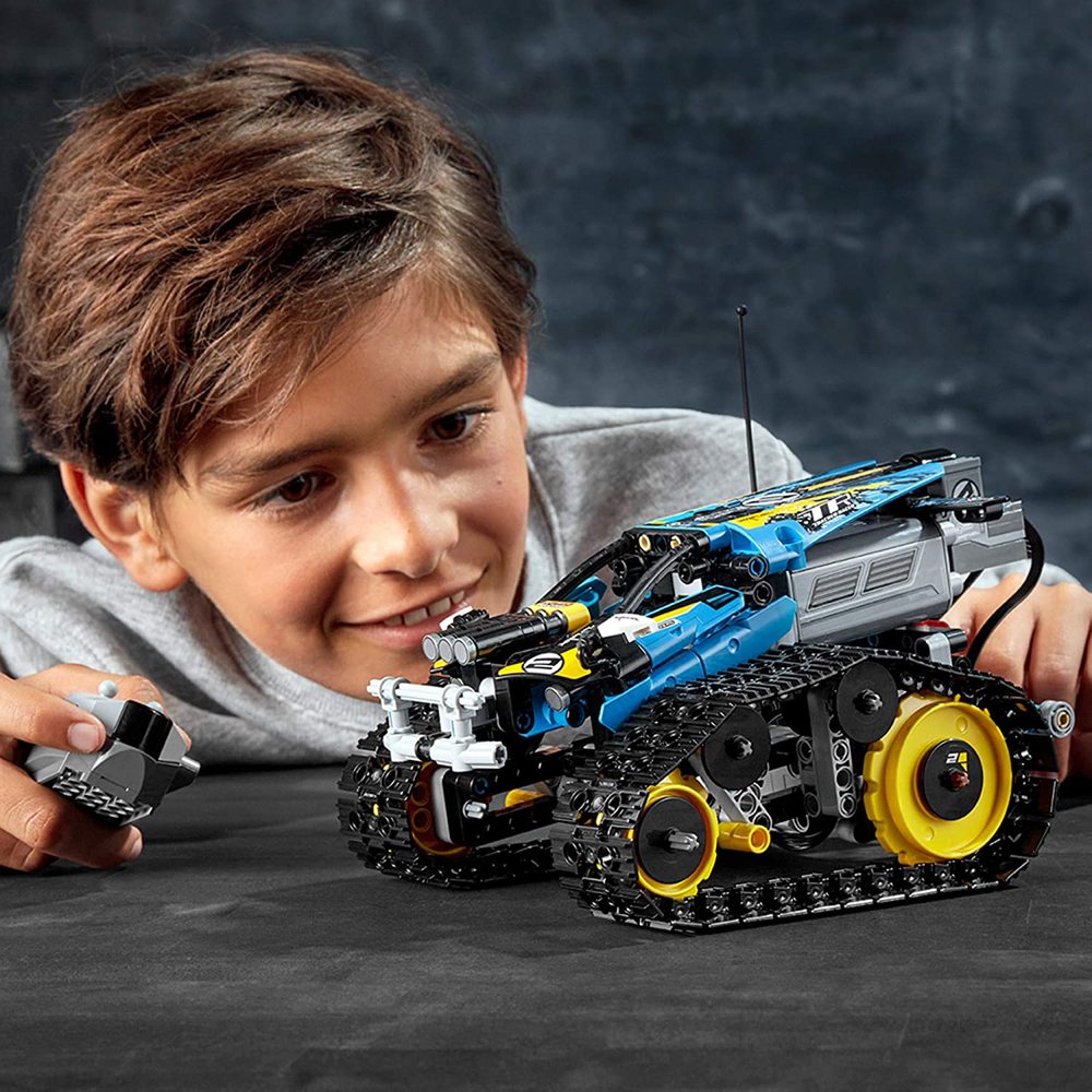 Lego stunt car 2025
