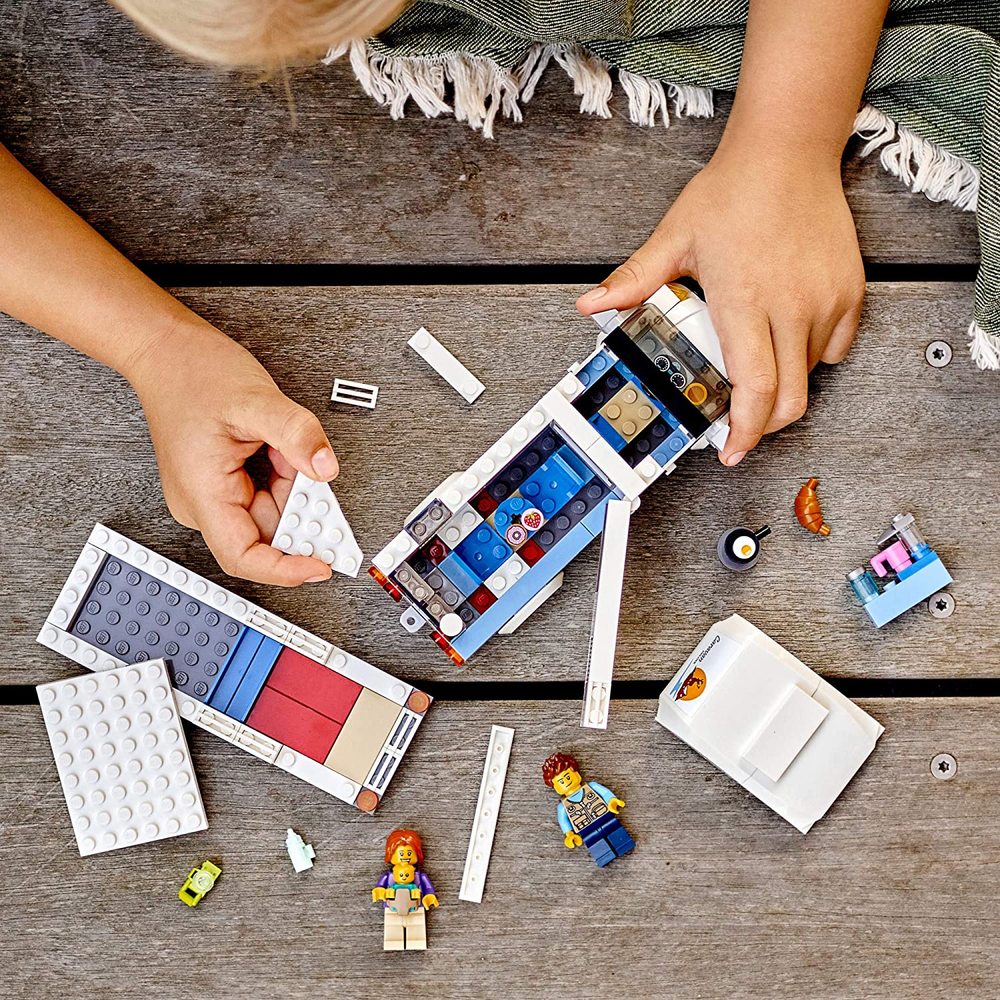lego 10249