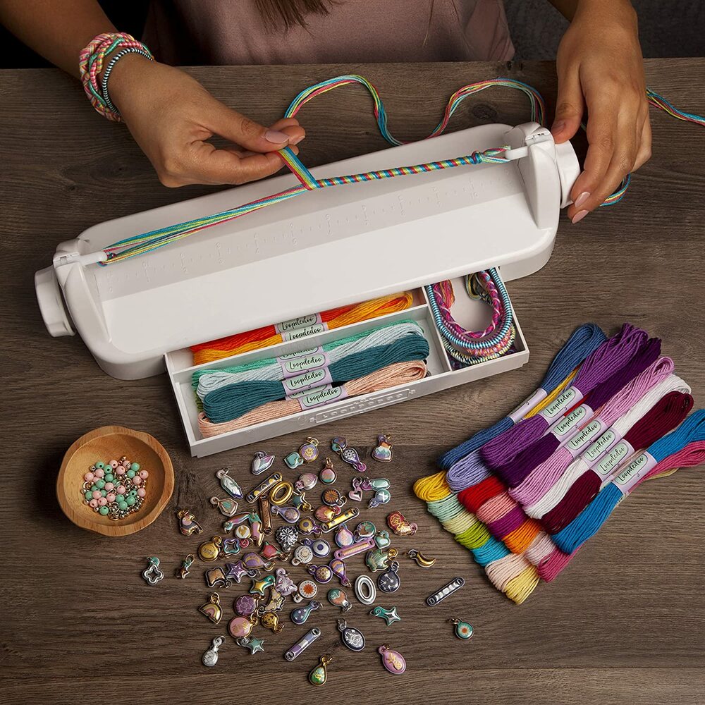 How to make a diy bracelet loom, or 