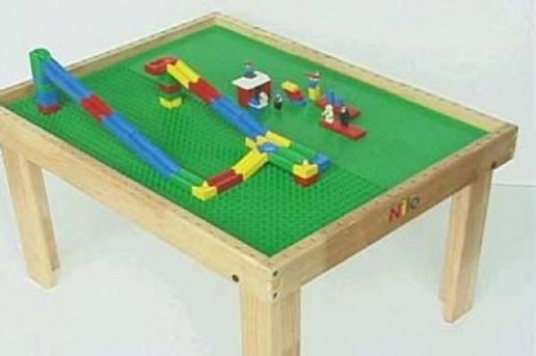 nilo lego table