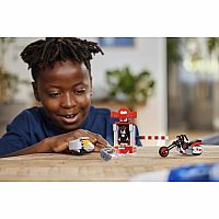 LEGO Shadow the Hedgehog Escape