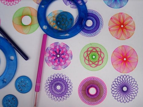 Spirograph Deluxe - Spirograph Set - Spirograph Kit - Walter Drake