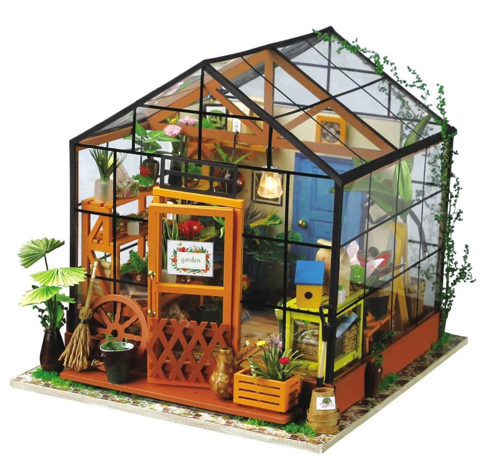 Building outlet miniature houses